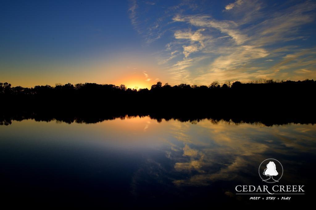 Cedar Creek Hotel New Haven Buitenkant foto