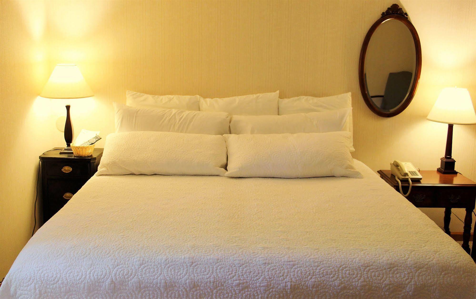 Cedar Creek Hotel New Haven Buitenkant foto