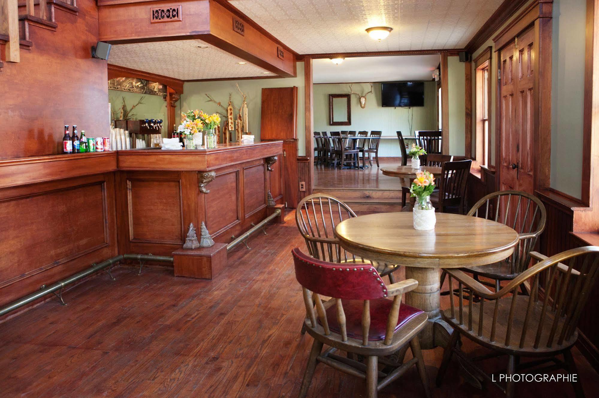 Cedar Creek Hotel New Haven Buitenkant foto