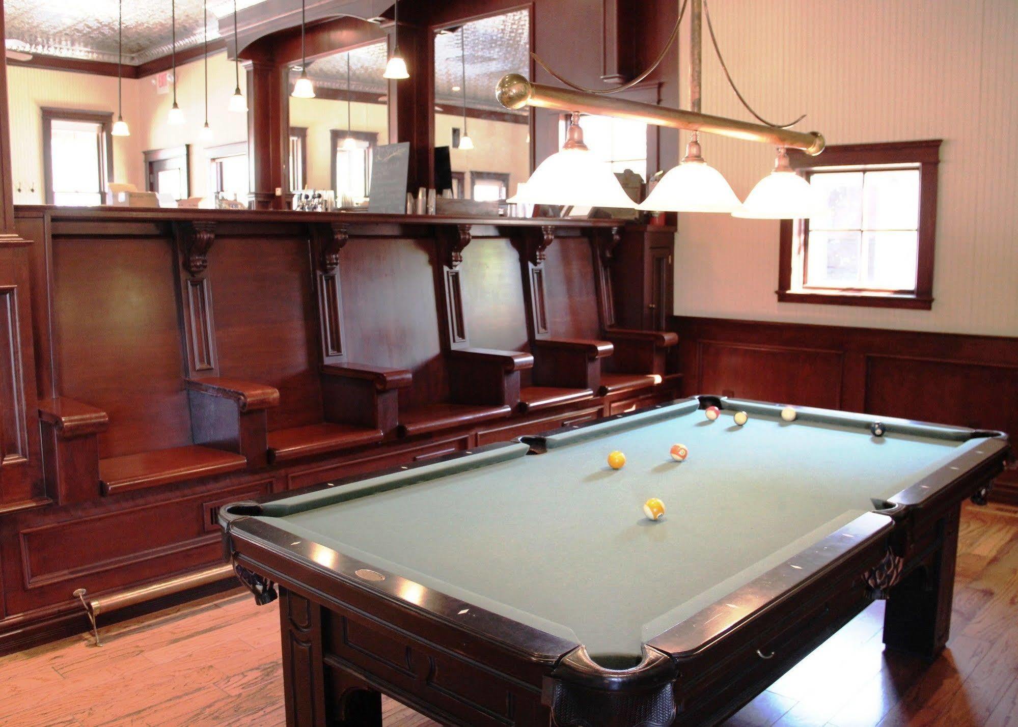 Cedar Creek Hotel New Haven Buitenkant foto